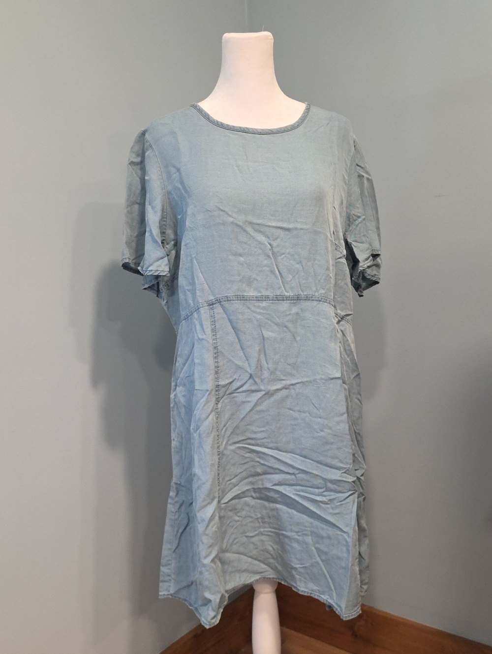 NWT Banana Republic Demin Dress 14